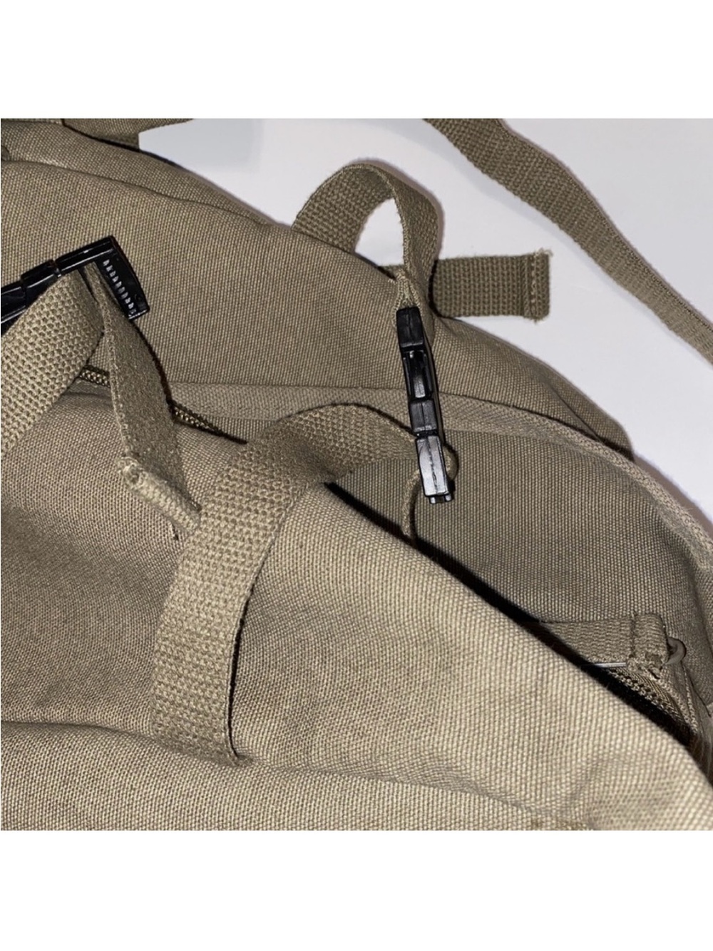 Timbuk2 Olive Travel Duffel with Top Zip - Picture 12 of 16